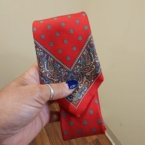 Guy Laroche red silk tie